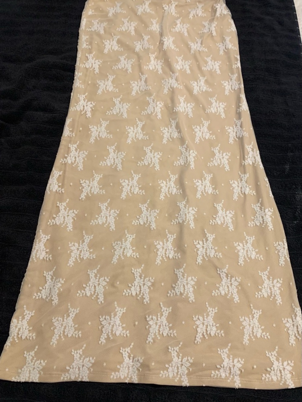 Tiger Mist Beige Sheer Embroidered Maxi Skirt - Picture 2 of 2